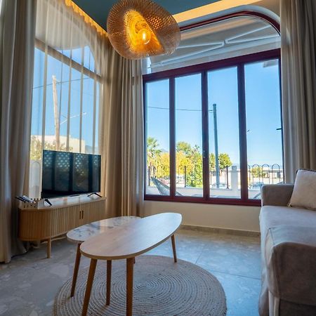 Take Me Here With A Sea View By Salt Apartments Волос Екстериор снимка