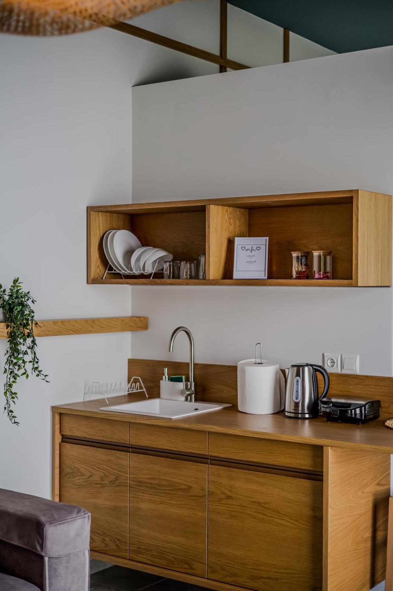 Take Me Here With A Sea View By Salt Apartments Волос Екстериор снимка